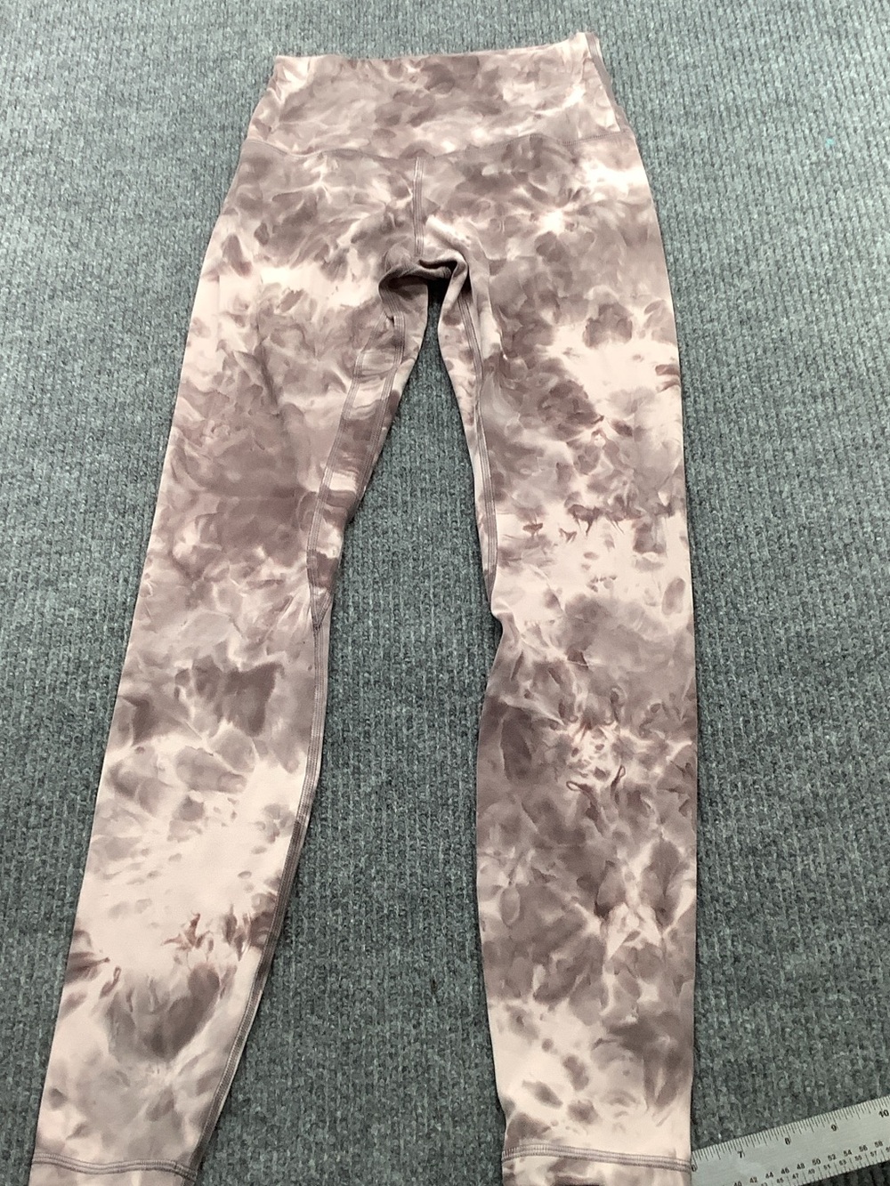 lululemon athletica Girls Mauve Tie-Dye Leggings